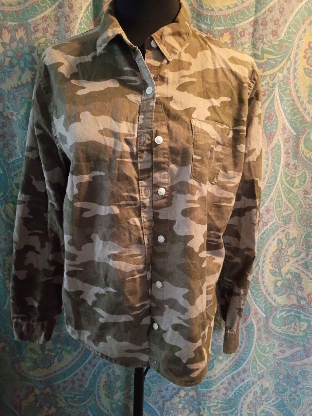 Universal Thread Womens Camden Shirt Camouflage Long Sleeve Button Up Size M